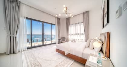 Dazzling 4BR Villa with Assistant’s Room at Al Dana Villa Sharm, Fujairah