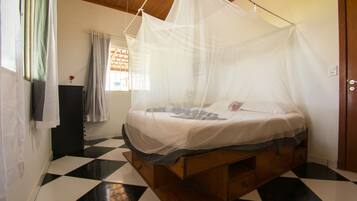 3 chambres, lit parapluie, Wi-Fi gratuit, draps fournis
