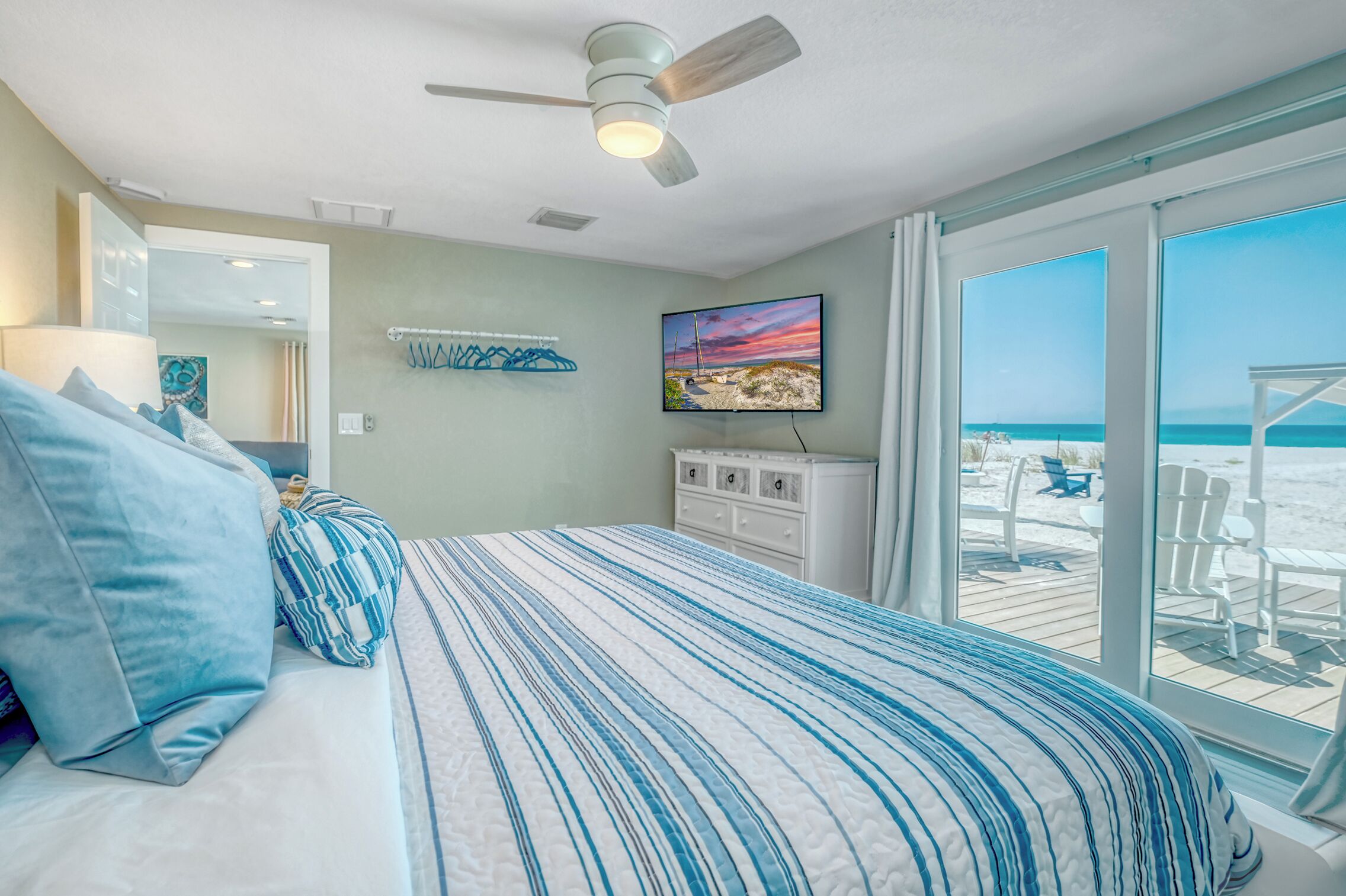 3 bedrooms, iron/ironing board, free WiFi, bed sheets