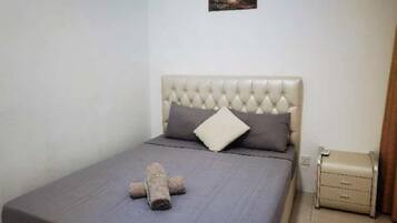 Comfort Apartment | 3 bedrooms, soundproofing, iron/ironing board, free WiFi