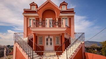 Vila | 4 quartos, escrivaninha