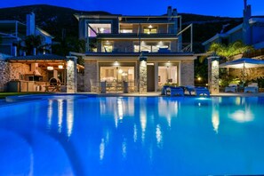 Villa | 5 bedrooms - Infinite Blue Epidavros (Epidaurus)