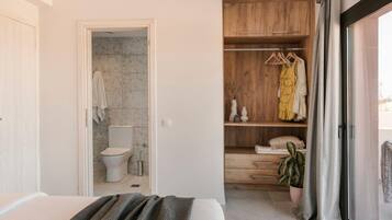 Villa | 2 bedrooms, desk