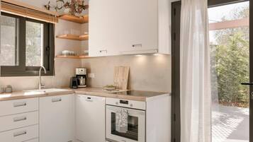 Villa | 2 bedrooms, desk