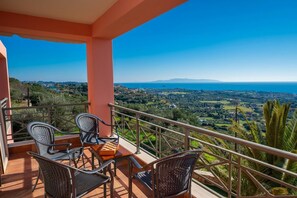 Villa | 5 bedrooms, desk - Sunset Mansion Kefalonia (Kefalonia)
