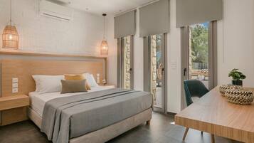 Huvila | 3 makuuhuonetta, työpöytä