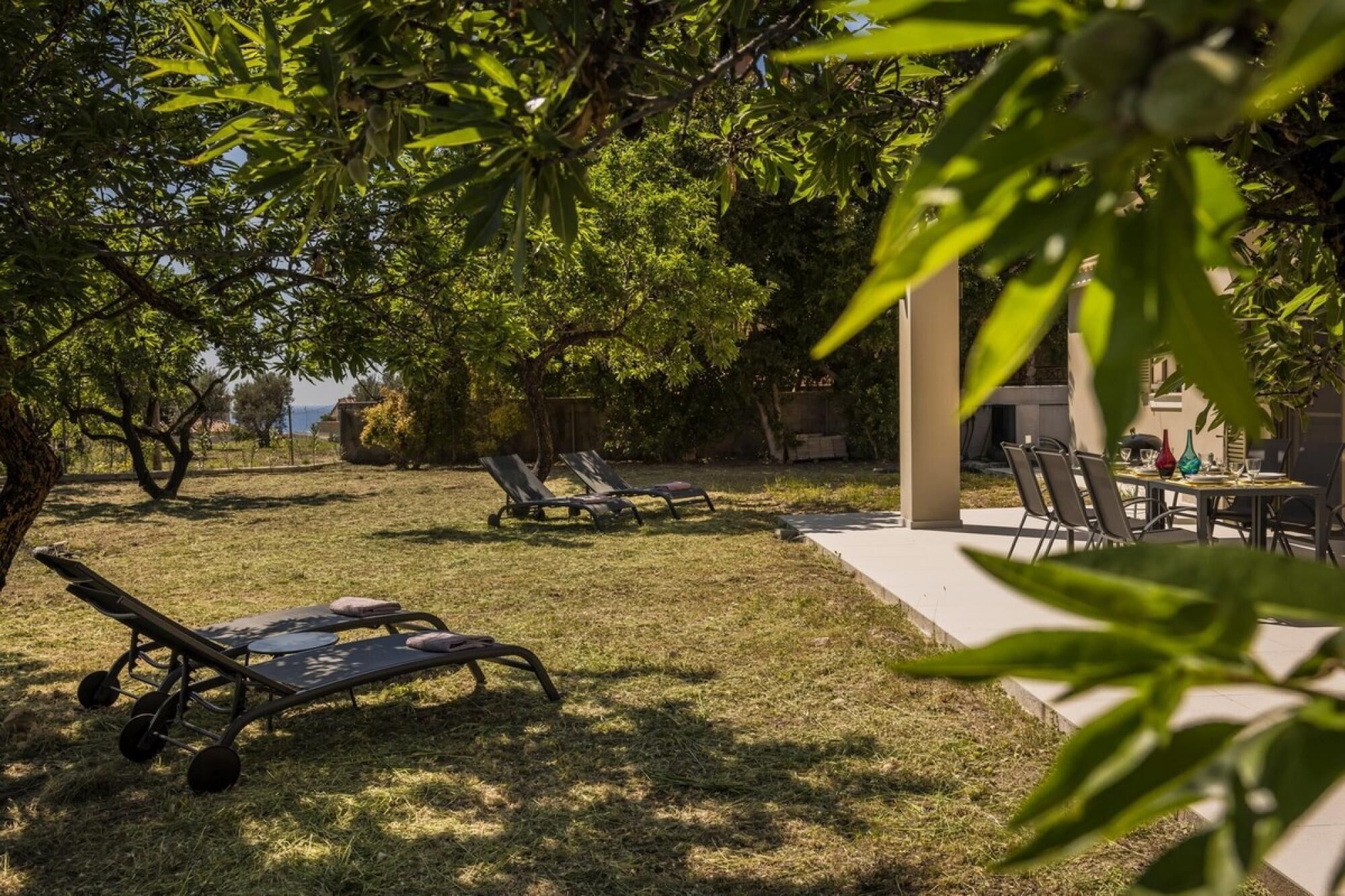 Villa | 3 bedrooms, desk