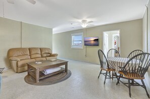 Living area - Downtown Easley Home (Easley)