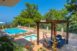 Pool - Pine Retreat - Four Bedroom Villa, Sleeps 8 (Argaka)