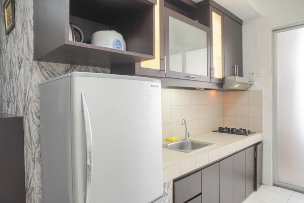 Apart Daire | Özel mutfak | Tam boy buzdolabı, set üstü ocak 