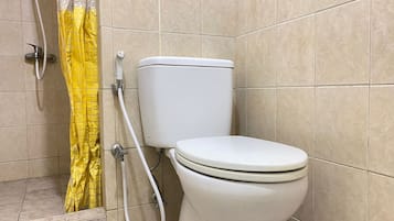 Departamento | Baño | Regadera, jabón, shampoo