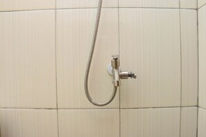Studio | Kamar mandi | Sabun dan sampo