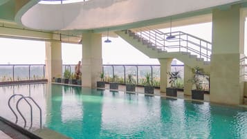 Kolam renang outdoor