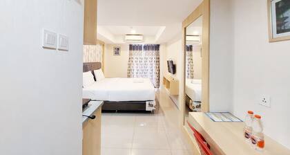 Good Choice And Homey Studio At De Prima Apartment