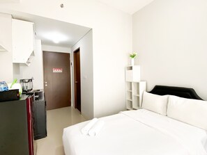 Interior - Cozy Stay Studio Transpark Juanda Bekasi Timur Apartment (Bekasi)