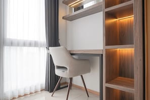 2 bedrooms - Comfort And Modern Look 2Br At 26Th Floor Samara Suites Apartment (Jakarta)