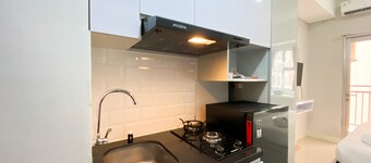 Nice And Cozy Studio At Transpark Juanda Bekasi Timur Apartment