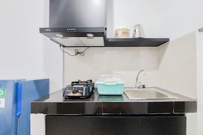 Studio | Cuisine privée | Réfrigérateur, plaque de cuisson, cuiseur de riz