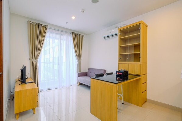 Interior - Comfort 1Br At Ciputra World 2 Apartment (Jakarta)