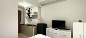 가정적이고 따뜻한 스튜디오 트랜스파크 주안다 베카시 티무르 아파트