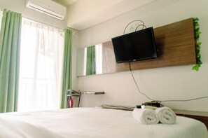 Room - Cozy Living Studio Room At Serpong Greenview Apartment (South Tangerang)