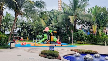Außen-Kinderspielplatz