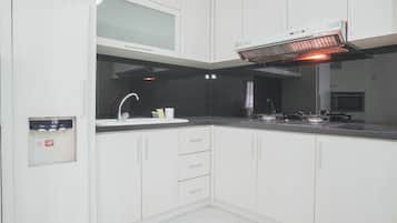 Apartment | Private kitchen | Fridge, microwave, stovetop, rice cooker