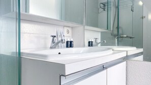 Apartment | Badezimmer