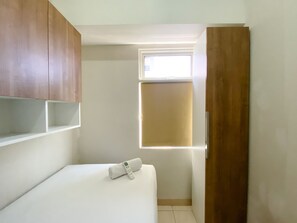 Apartment | 3 bedrooms - Homey And Nice 3Br At Springlake Summarecon Bekasi Apartment (Bekasi)