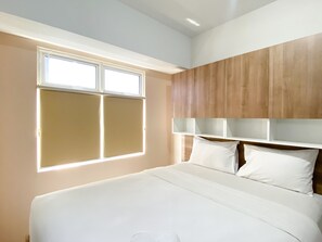 Apartment | 3 bedrooms - Homey And Nice 3Br At Springlake Summarecon Bekasi Apartment (Bekasi)