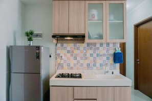 Apartment | Private kitchen | Fridge, stovetop, rice cooker, dining tables - Good Deal And Comfy 2Br Signature Park Grande Apartment (Jakarta)