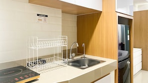 Unclassified image, 2 of 14, button - Modern Design Studio At Vasanta Innopark Apartment (Cikarang)