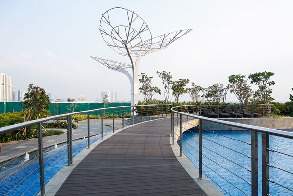 Exterior - Well Appointed And Homey Studio At West Vista Apartment (Jakarta)