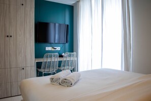 Studio - Well Appointed And Homey Studio At West Vista Apartment (Jakarta)