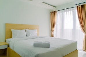 Studio - Comfortable And Minimalist Studio At Amethyst Apartment (Jakarta)