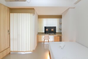 Studio | 1 bedroom - Luxury Studio At Taman Melati Sinduadi Apartment (Pogung Lor)