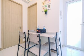 Apartment | In-room dining