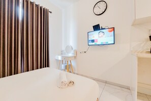 Room - Simply And Nice Studio At Sky House Alam Sutera Apartment (Tangerang)