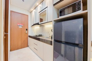 Studio | Eigene Küche | Kühlschrank, Herdplatte, Wasserkocher, Reiskocher