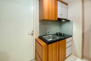 Apartment | Private kitchen - Restful And Tidy 2Br Apartment Springlake Summarecon Bekasi (Bekasi)