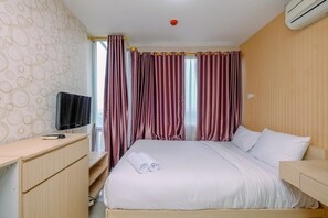 Studio - Nice And Simply Studio Room At Saladdin Mansion Apartment (Depok)