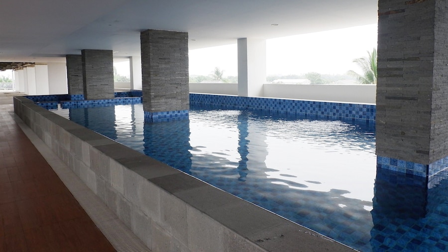 Minimalist Studio At 12Th Floor Poris 88 Apartment