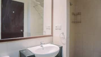 Apartment | Bathroom
