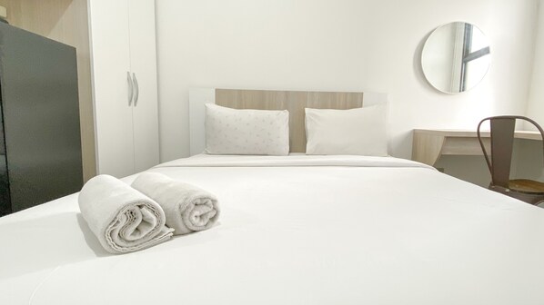 Room - Great Deal And Simply Studio At Transpark Cibubur Apartment (Depok)