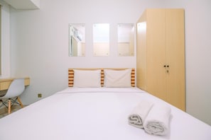 Room - Best Price Studio Room Transpark Cibubur Apartment (Depok)