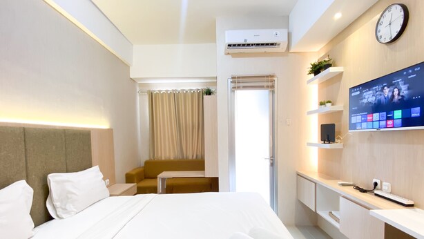 Studio - Modern Look And Homey Studio Apartment At Transpark Juanda Bekasi Timur (Bekasi)