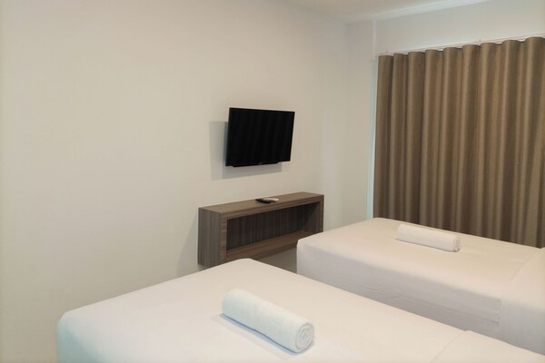 Simply Look And Cozy Studio At De Prima Apartment - North Sumatra