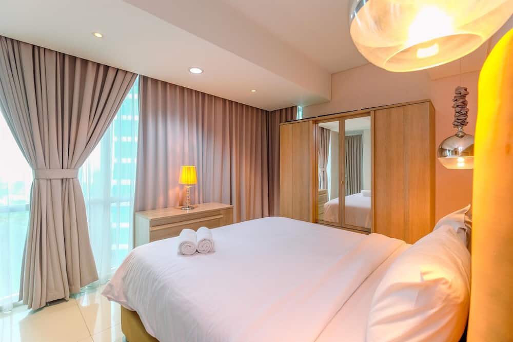 Spacious 3Br At Kemang Village Apartment