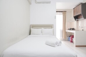 Studio - Restful And Simply Studio Apartment Green Palm Residence (Jakarta)