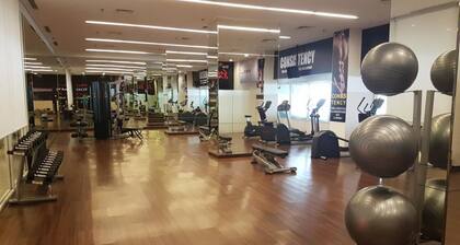 Enchanting Luxurious 2Br Apartment At Tanglin Supermall Mansion